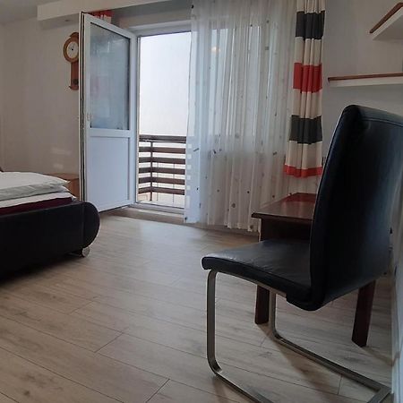Вилла Casa Ultracentral Сучава Экстерьер фото